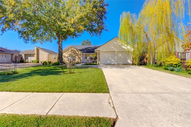 Photo - 7027 Brockington Dr