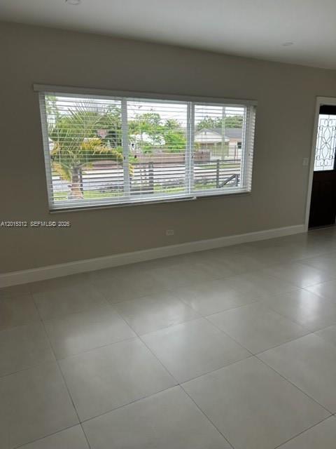 Photo - 1680 E 5th Ave Unidad 1680