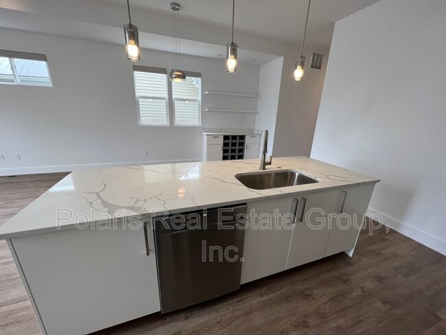 Photo - 2201 Pleasant St