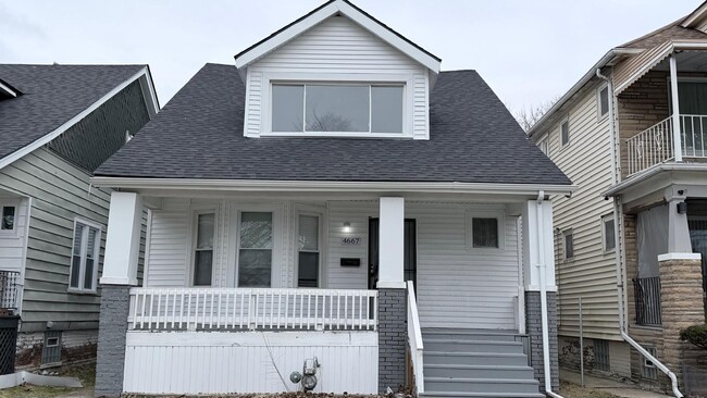 Building Photo - 4667 Beniteau St