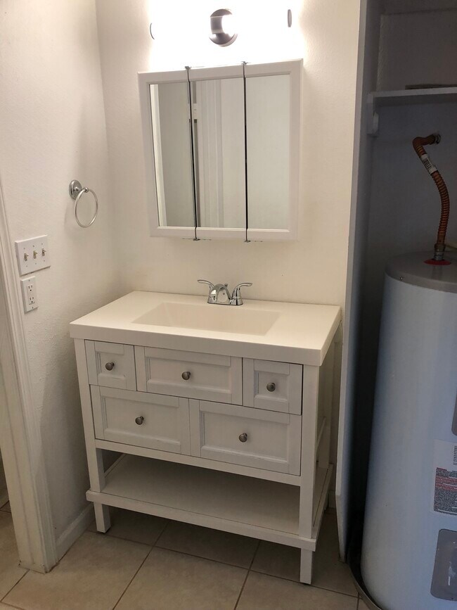 Photo - 731 Preston Ave Unit A