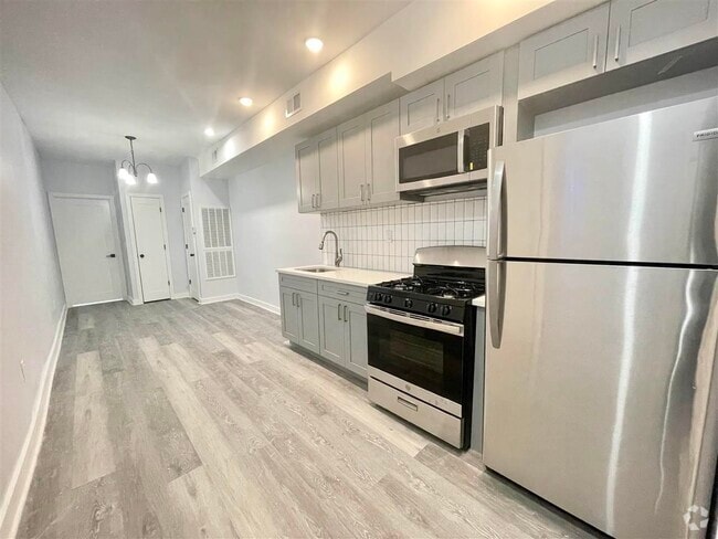Building Photo - 86 Sherman Ave Rental