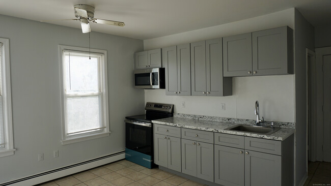 Photo - 2128 Kings Hwy Apartment Unit 2130