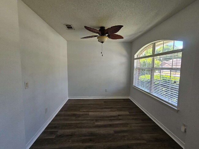 Photo - "Charming 3-Bedroom Gem with 2 Baths and 1,715 Sq Ft in Pensacola's Serene Airway Oaks"