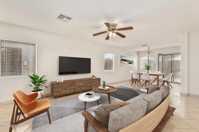 Photo - 1525 W Burgess Ln