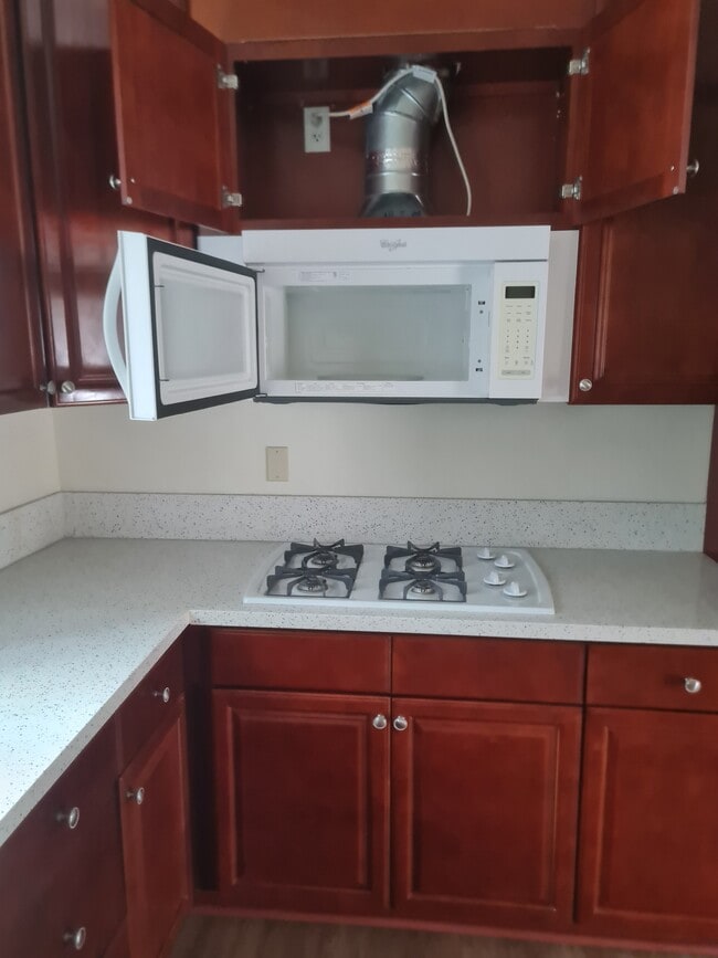 Photo - 638 Montana St Unit A