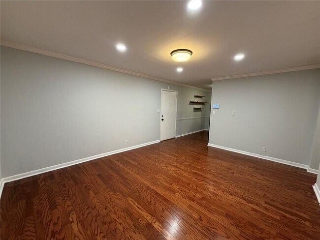 Photo - 789 Jordan Ln Unit 2