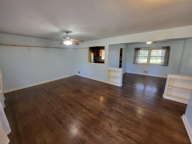 Photo - 8224 Meadow Creek Rd