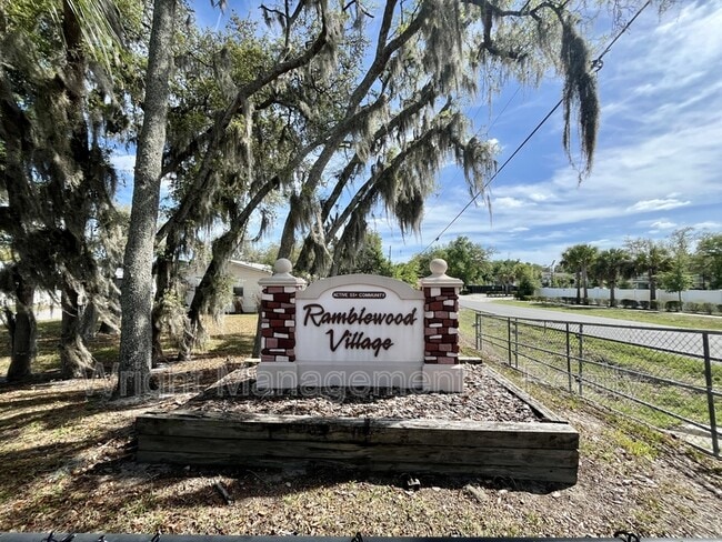 Photo - 38055 Woodgate Ln