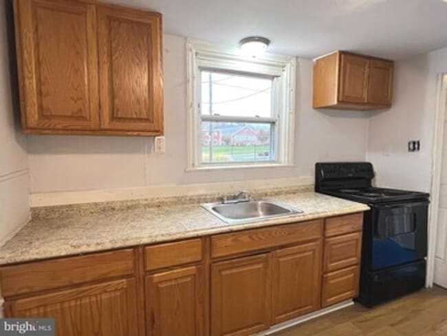 Photo - 3 Bed Townhome - Chester, PA