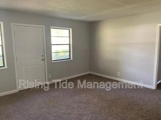 Photo - 424 Grant St