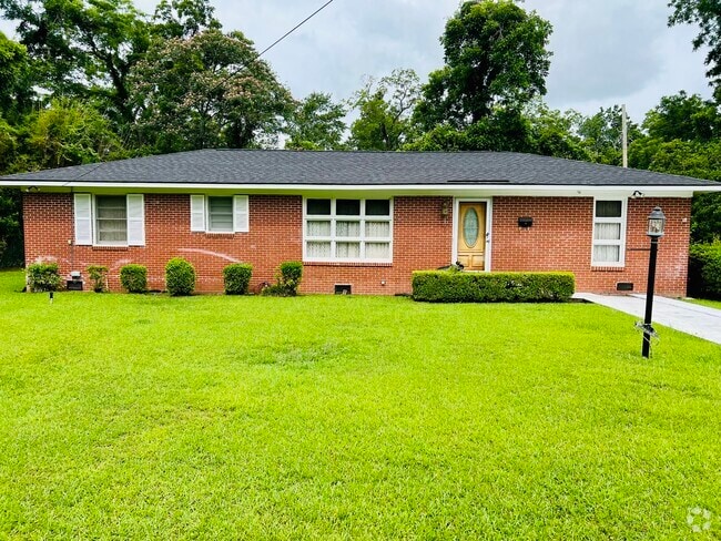Building Photo - 801 S Walker St Rental