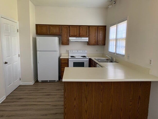 Photo - NORTHWEST RALEIGH TOWNHOME, AFFORDABLY PRICED FOR IMMEDIATE MOVE IN