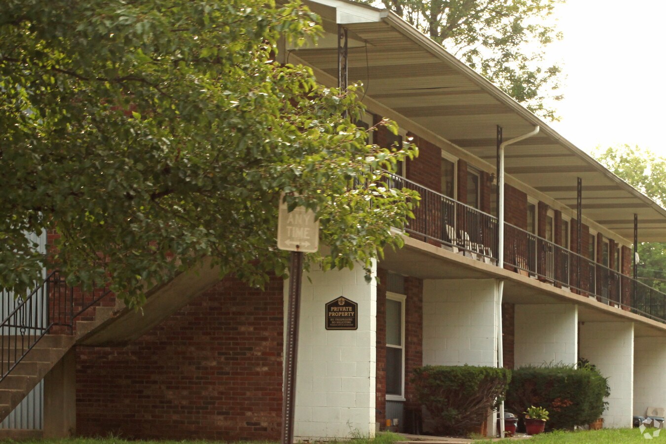 Photo - St.Jude Apartments