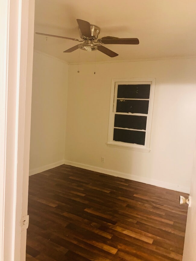 Photo - 423 E Coffee St