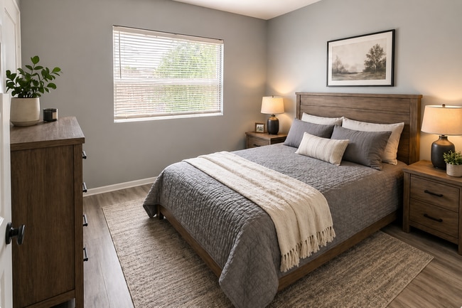 Photo - 1228 W 6th St