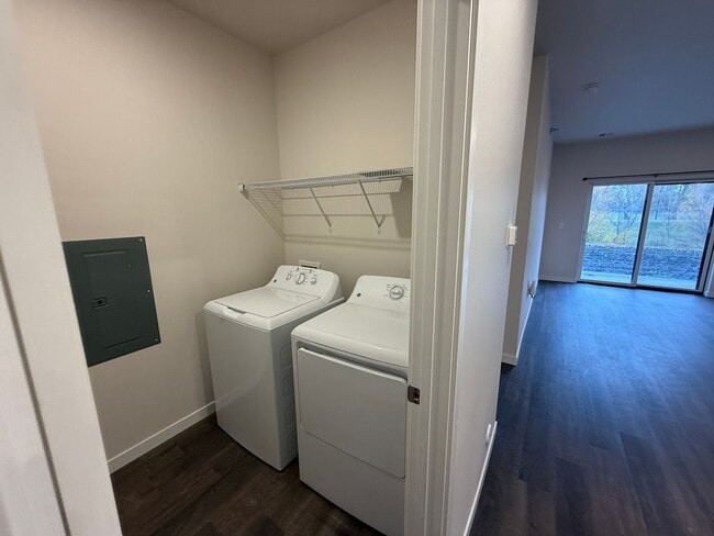 Photo - Northern Point Apartments Unit 1104-310