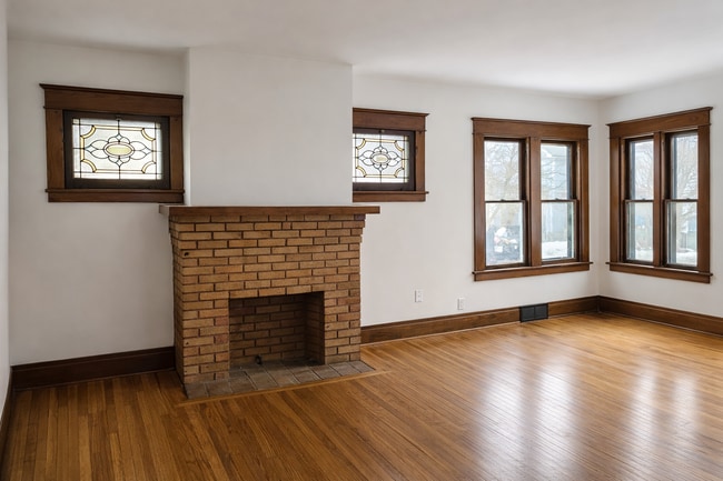 Sala de estar - 24 Merrimac St Unidad Lower