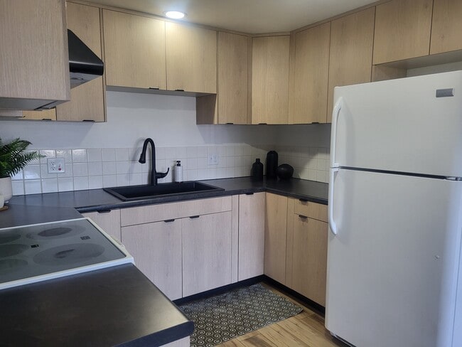 Photo - 941 Buena Vista Dr Unit #C