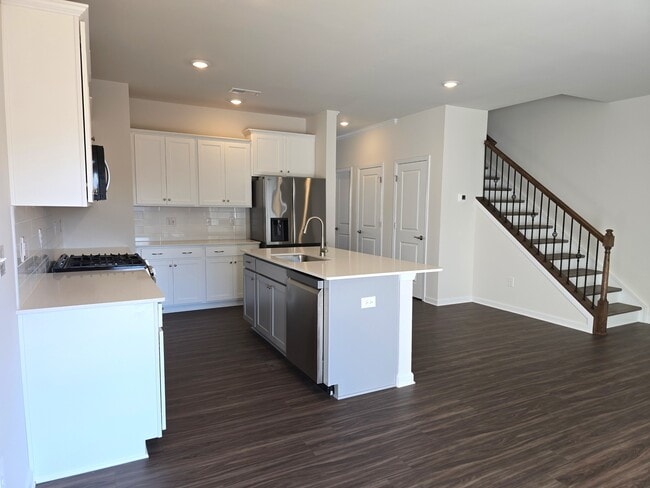 Photo - 1852 Pheasant Trce Cir