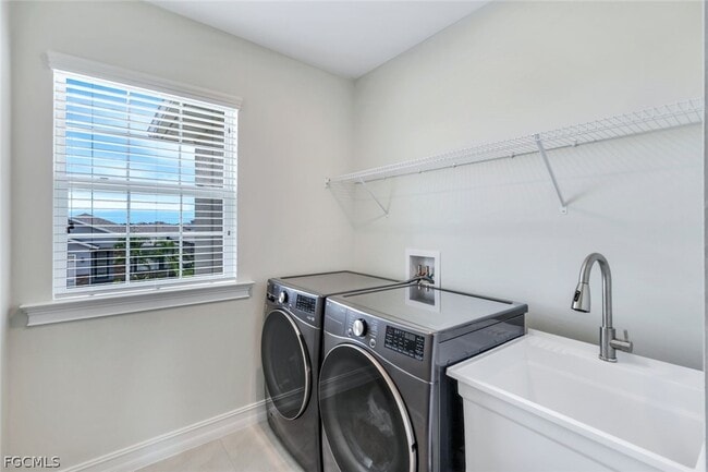 Photo - 421 Coral Reef Pl
