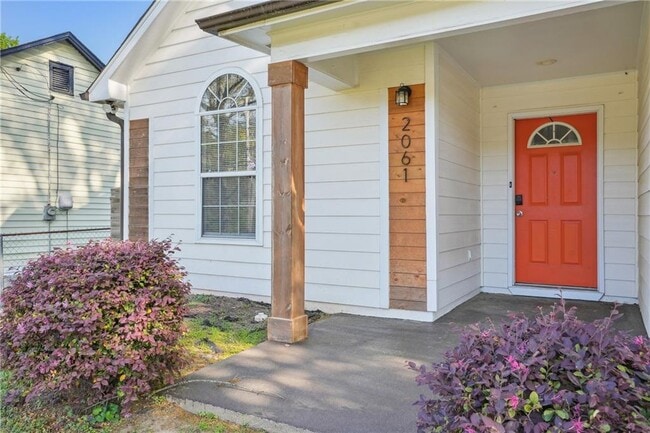 Photo - 2061 Tiger Flowers Dr NW