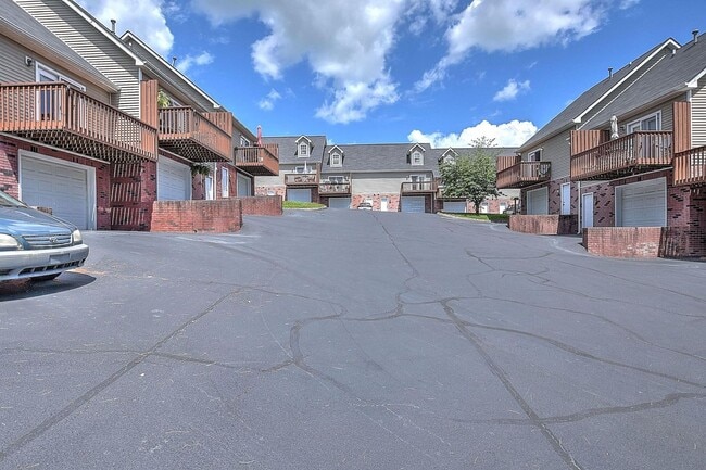 Photo - 2 Bdrm / 2 Bath, Condo - North Johnson City