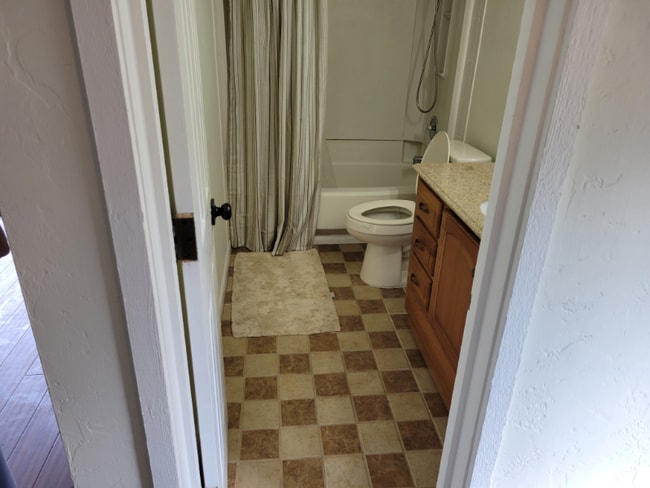 Photo - 4186 Abbey Ct Unit B