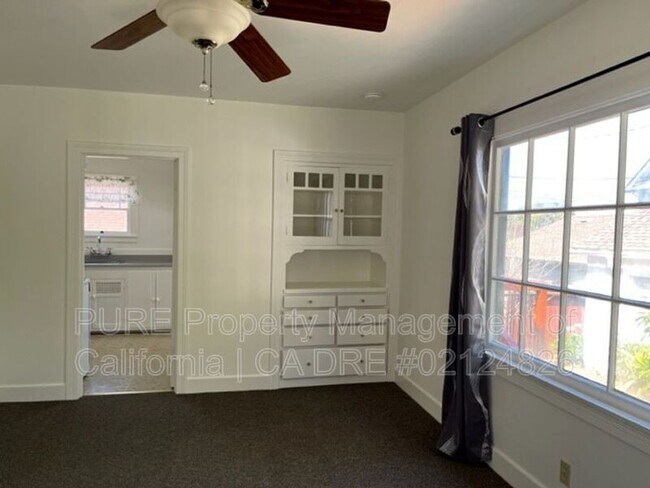 Photo - 617 Walnut St