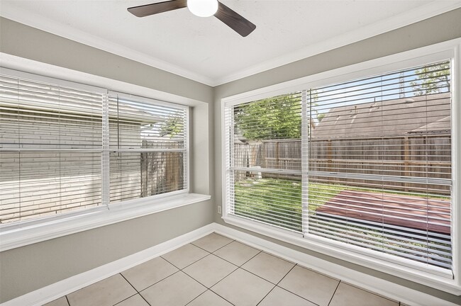 Photo - 12403 Meadow Ridge Dr