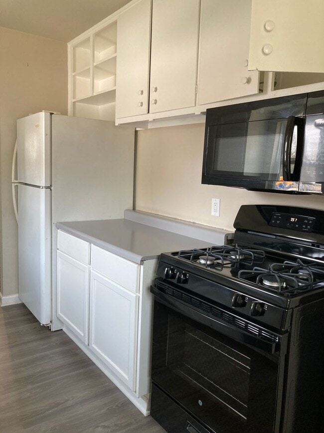 Photo - 3 Bedroom 2 Bathroom East Side Home