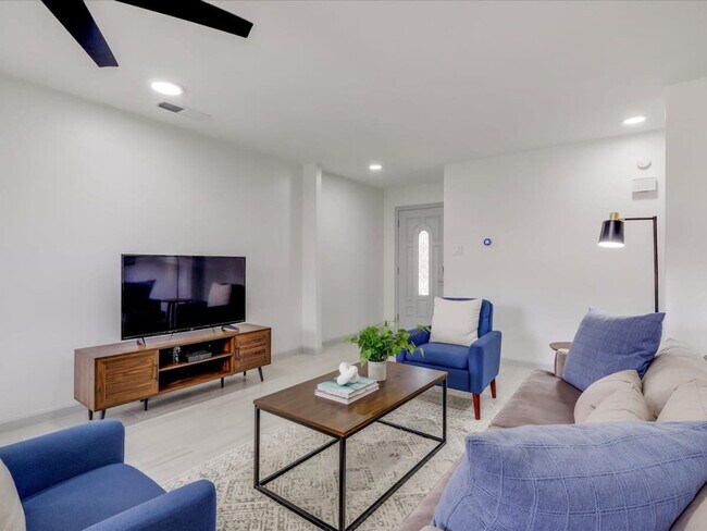 Photo - 2412 Pebblebrook Trail Unidad ID1019526P