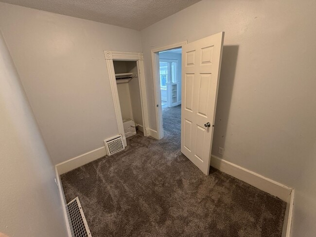 Photo - Spacious & Homey 3-Bedroom with Bonus Room