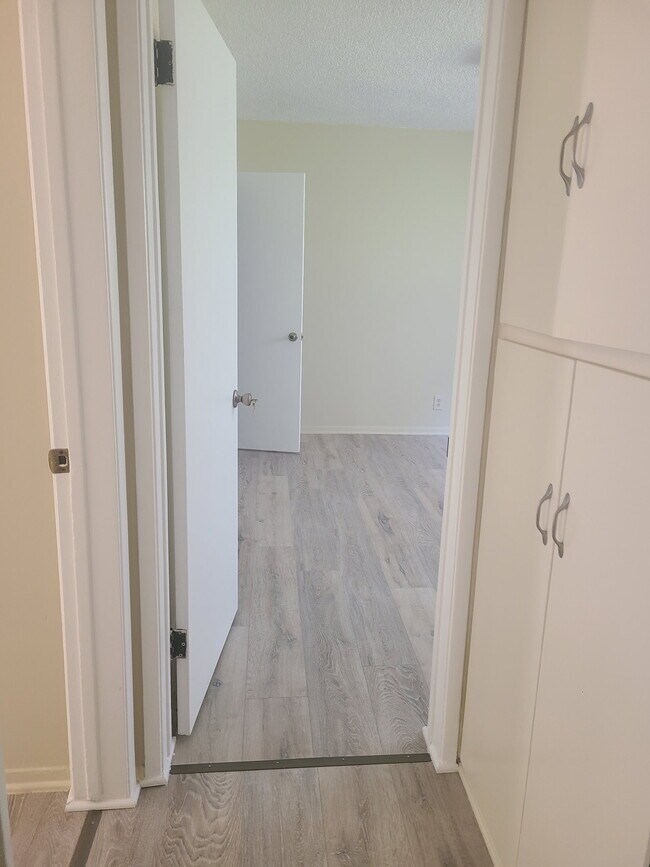 643 Hill St Unidad B