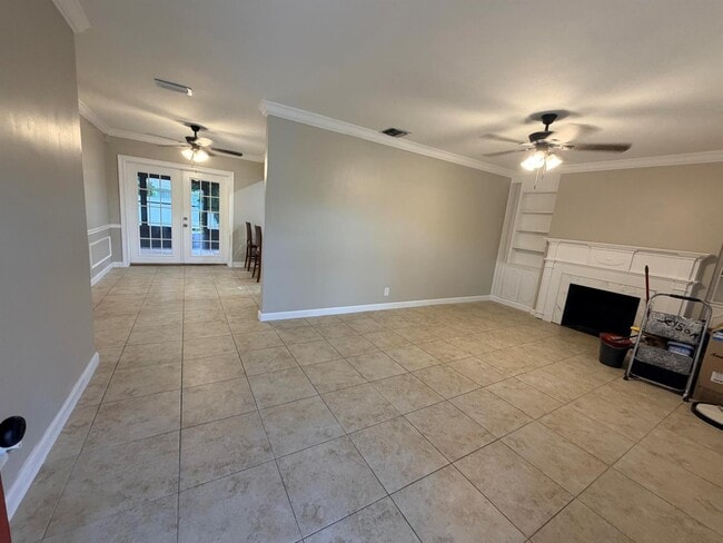 Photo - 121 N 12th St