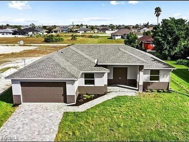 Building Photo - 320 NW 17th Pl Rental