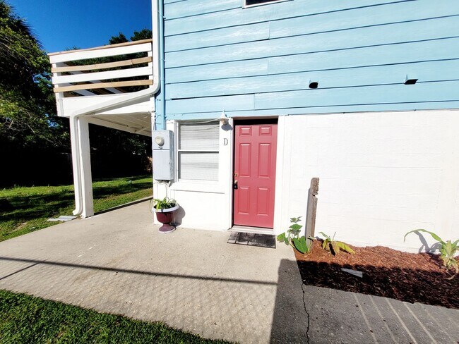 Photo - Studio Apartment - Utilities Included!