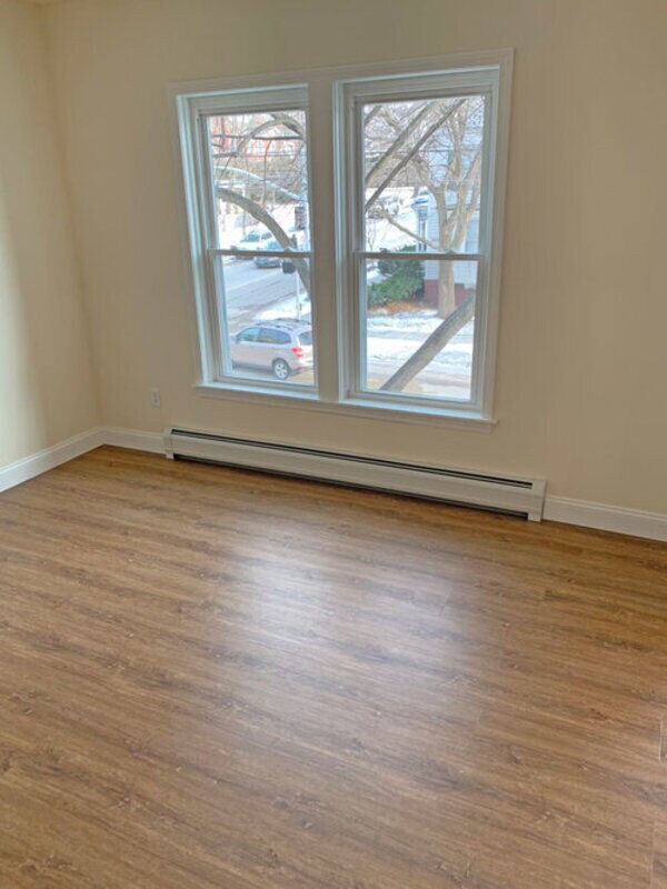 323 Pearl St Unit 5