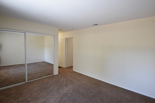 Photo - Mountain Vista Apartments