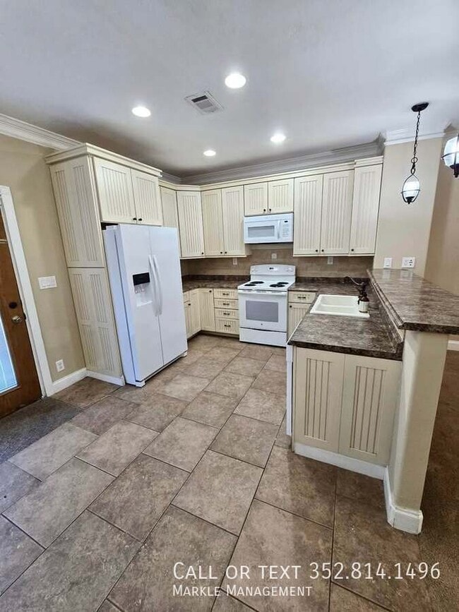 Photo - 200 S 11th St Unit 103