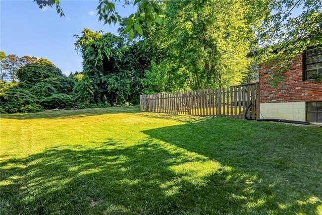 Photo - 3086 Caldwell Rd NE