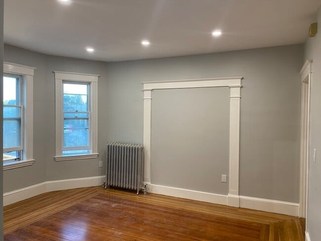 Photo - 811 Somerville Ave Unit 2