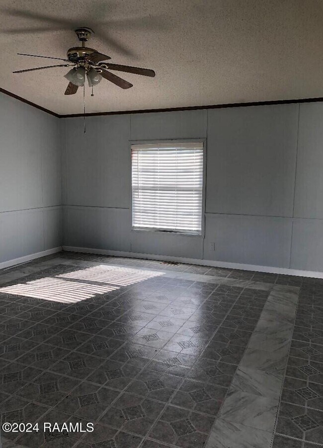 709 Hwy 90 E House House Rental in New Iberia, LA