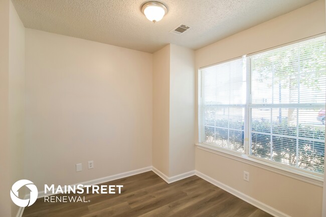 Photo - 225 Colser Drive