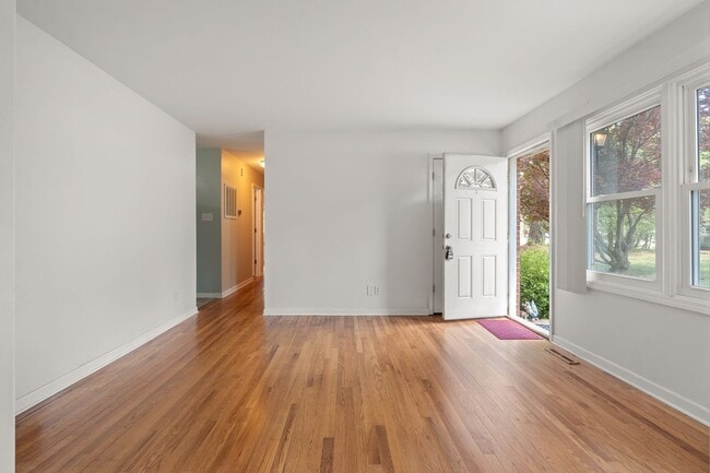 Photo - Ranch Three Bedrooms with Fenced in Yard Available April - Move in Ready!