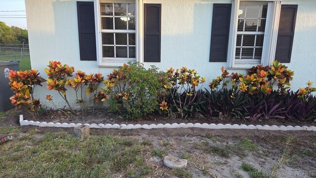 3643 Betty Ann Ct W