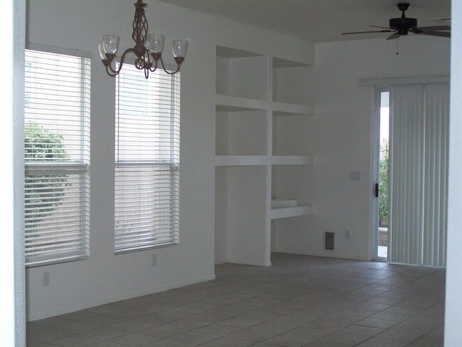 Photo - 112 Woolman Rink Ave