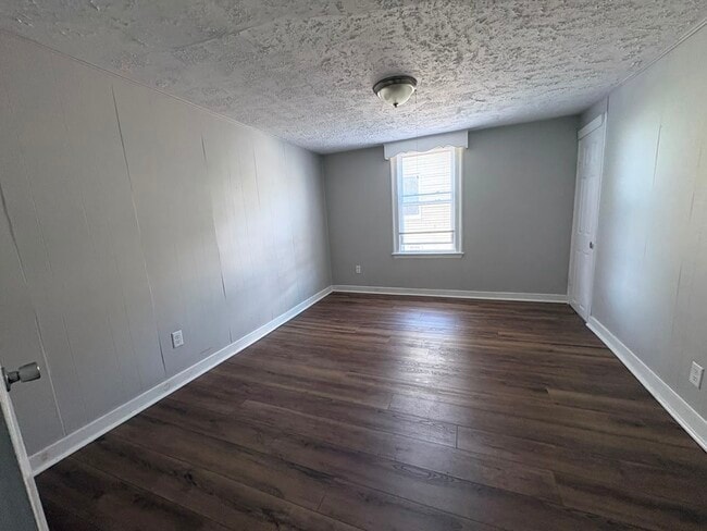 24 Dickerman St Unit 2