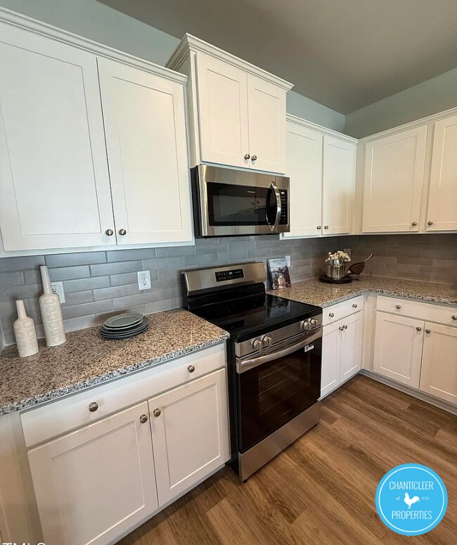 Photo - 6762 Hardwick Ln