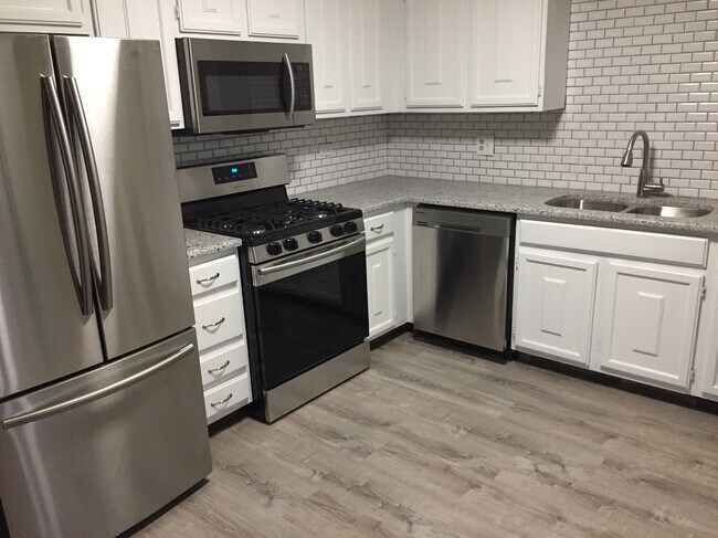 Photo - 833 S McKinley Ave Unidad 2S